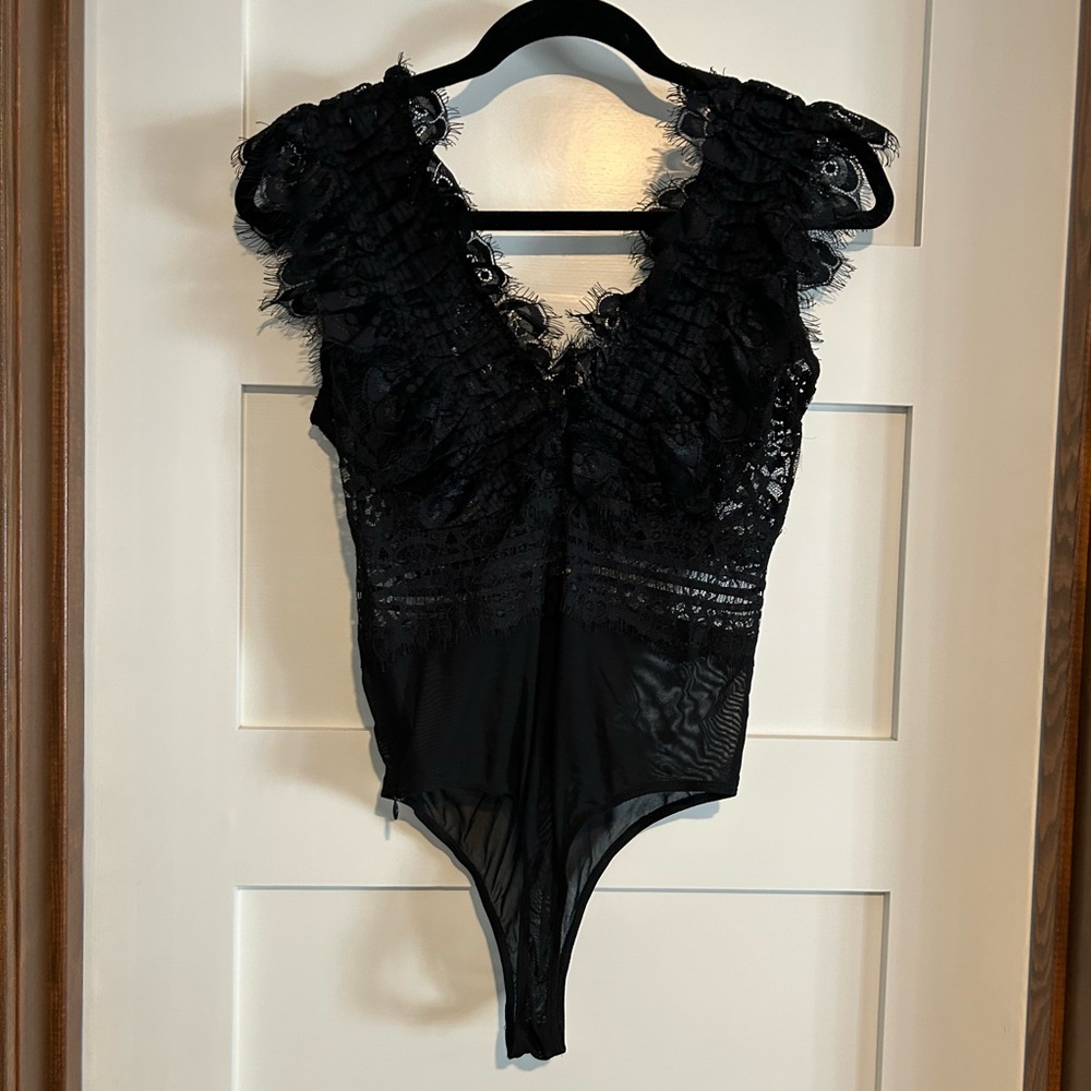 Skylar Rose Black lace bodysuit Size Small New with tag - Picture 5 of 8